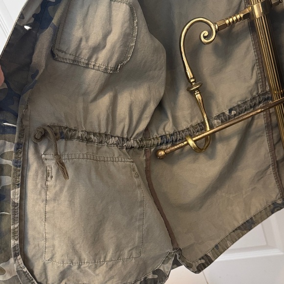 Women’s LoveTree Camouflage Utility Jacket Olive Green Camo Sz L - Picture 9 of 15